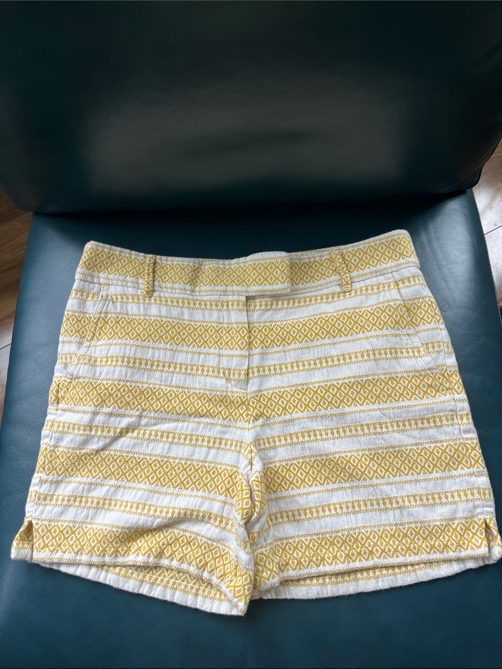 LOFT “The Riviera Short” Geometric Print TexturedWeave 100% Cotton Shorts size 6